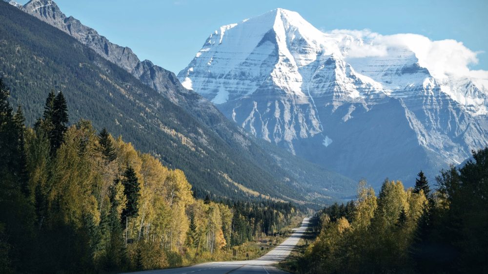 mountain scene image